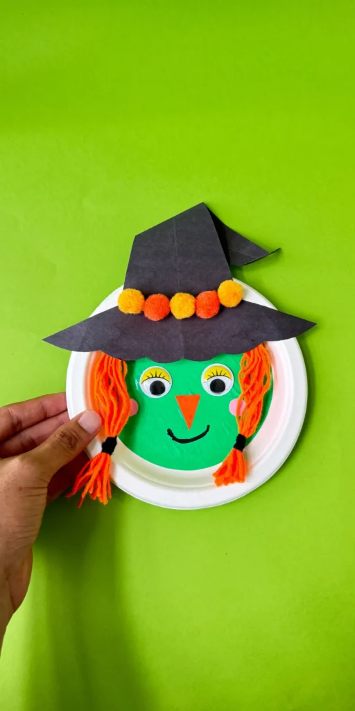 cute DIY Halloween paper plate witch craft for kids 