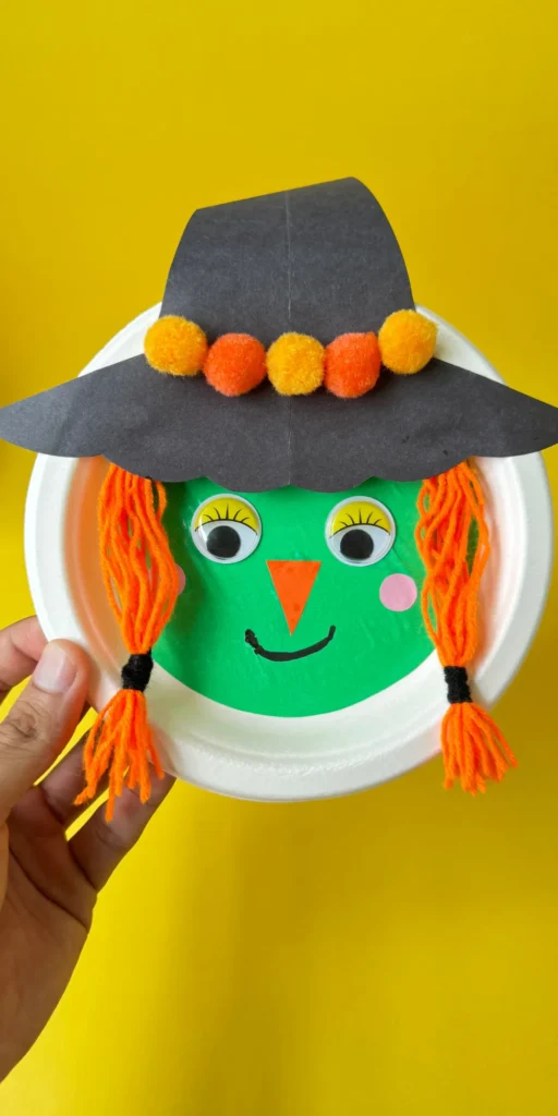 cute DIY Halloween paper plate witch craft for kids 