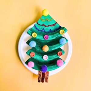 This easy 5 minute paper plate Christmas tree craft is perfect for your kids. This Christmas tree craft will make your holiday season fun and memorable.